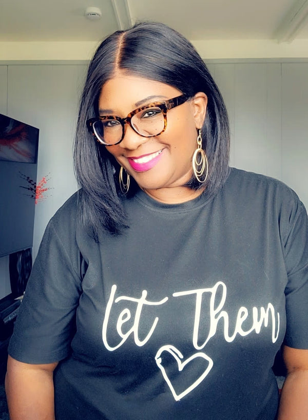 Curvy Waist SA 10 inch human hair bob wig customer photo - let them tee glasses